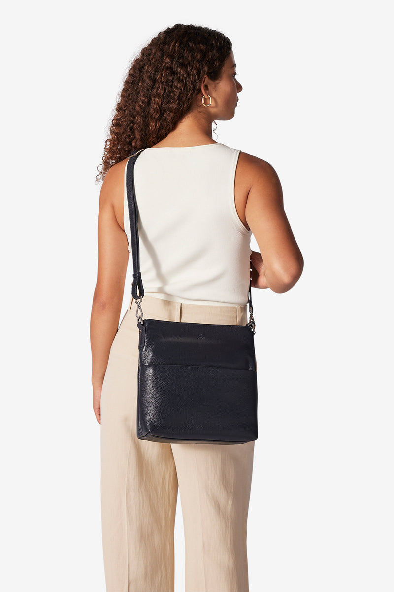 Cormorano shoulder bag Andrea Navy