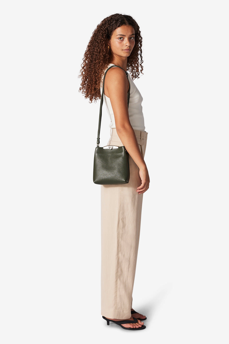 Cormorano shoulder bag Vilma Leaf green