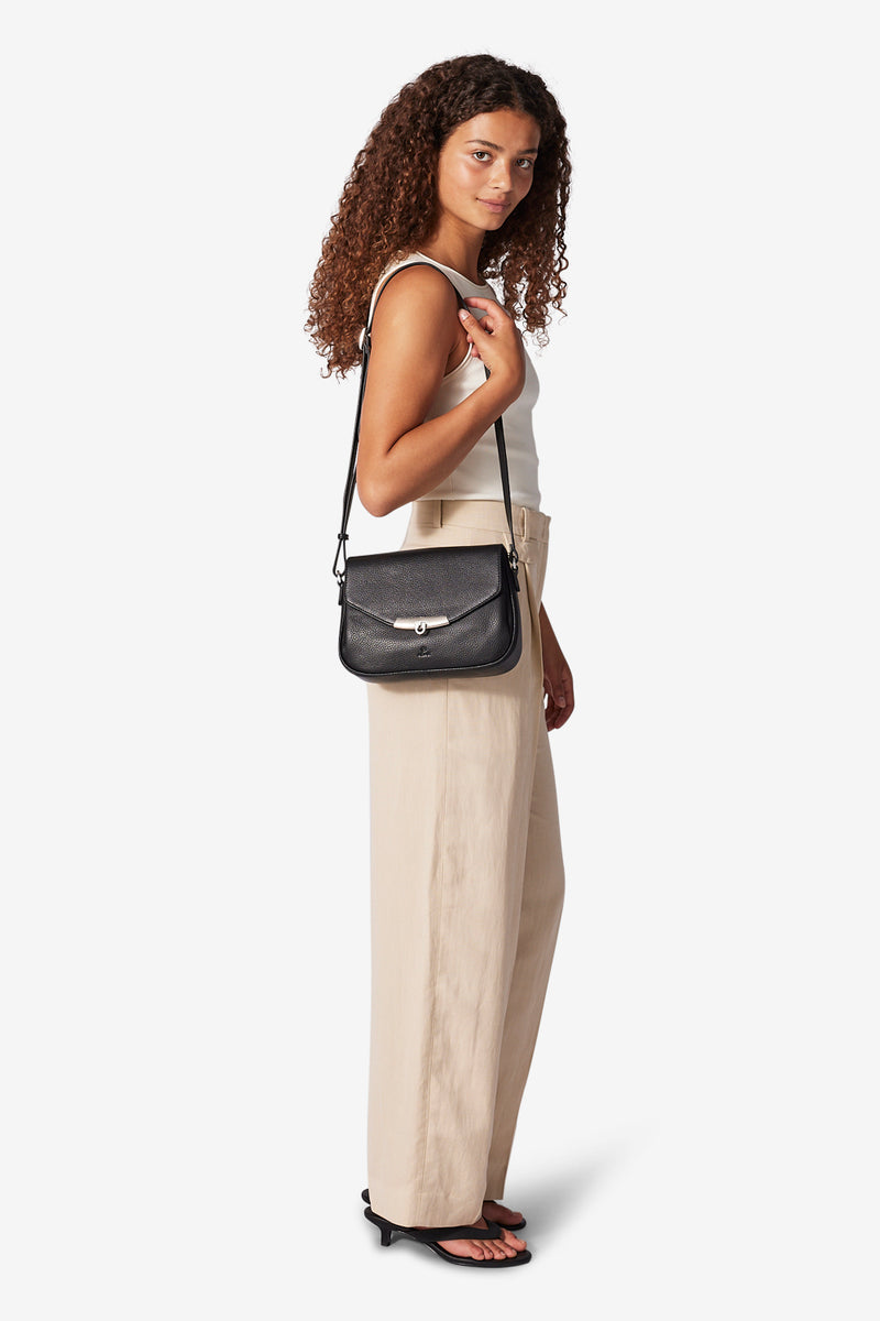 Cormorano shoulder bag Leah Black