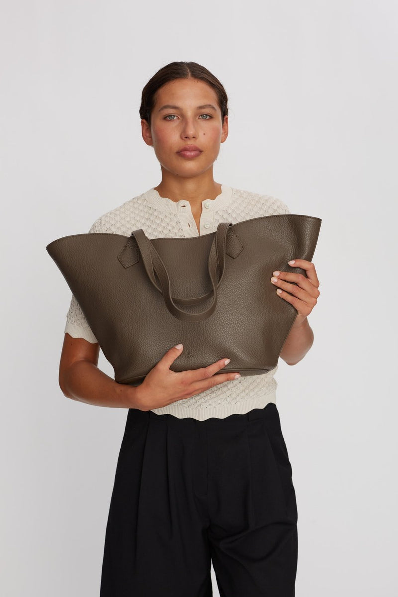 Hello I'm Vegan Angie Wood - ADAX - Shopper