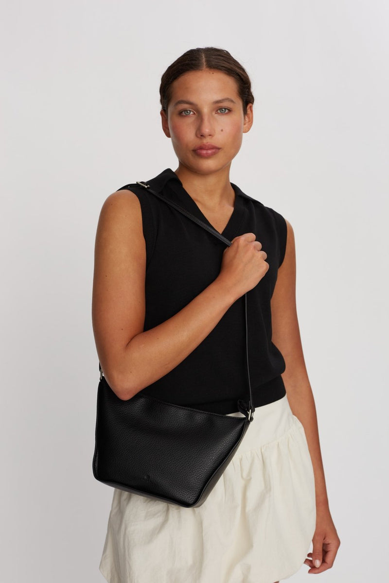 Hello I'mVegan Peace Black - ADAX - Crossbody