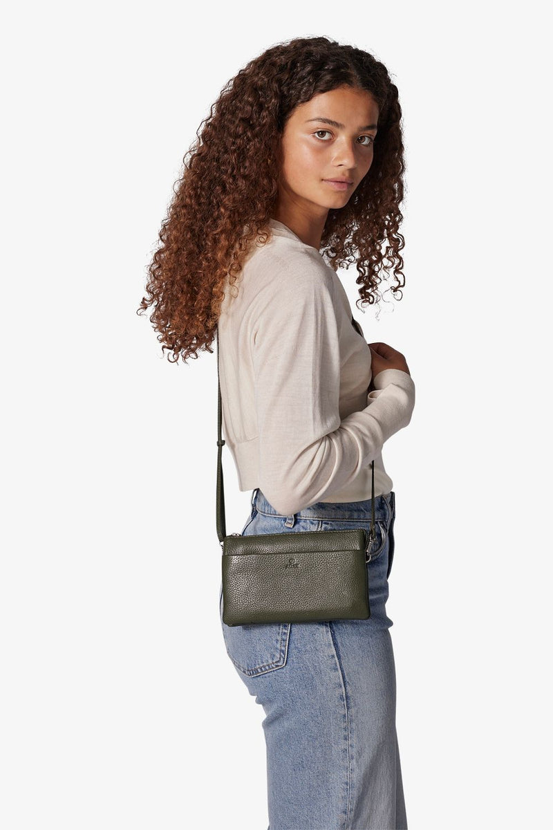 Cormorano combi clutch Nellie Leaf green