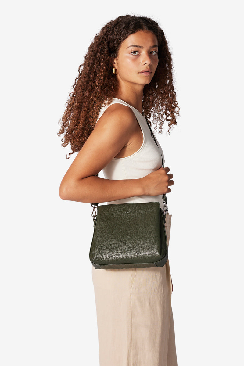 Cormorano shoulder bag Sia Leaf green