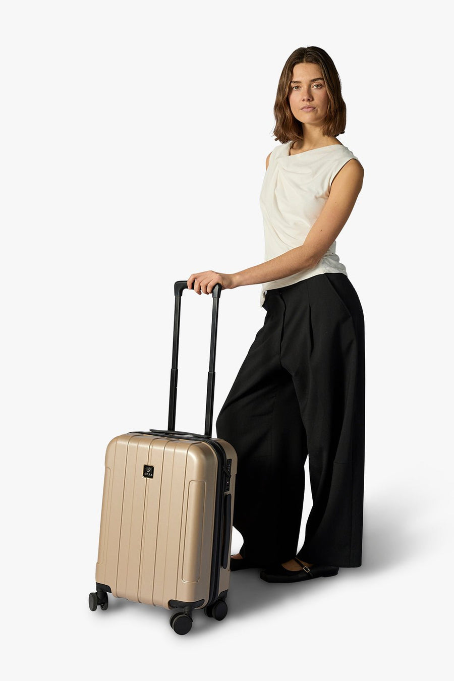 Adax hardcase 55cm Renee Champagne - ADAX - Kabinetrolleyer