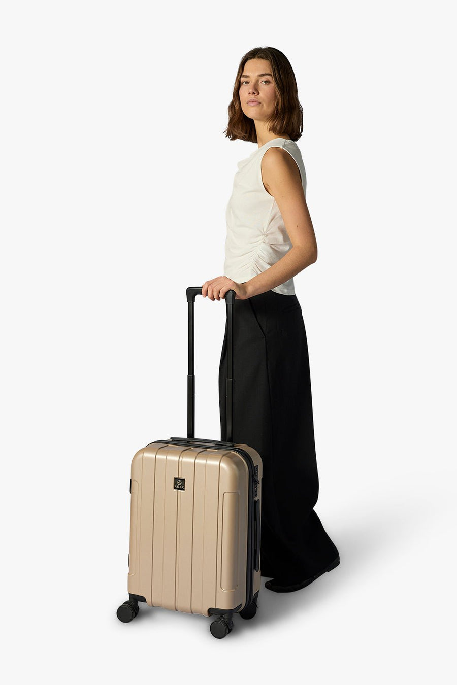 Adax hardcase 55cm Renee Champagne - ADAX - Kabinetrolleyer